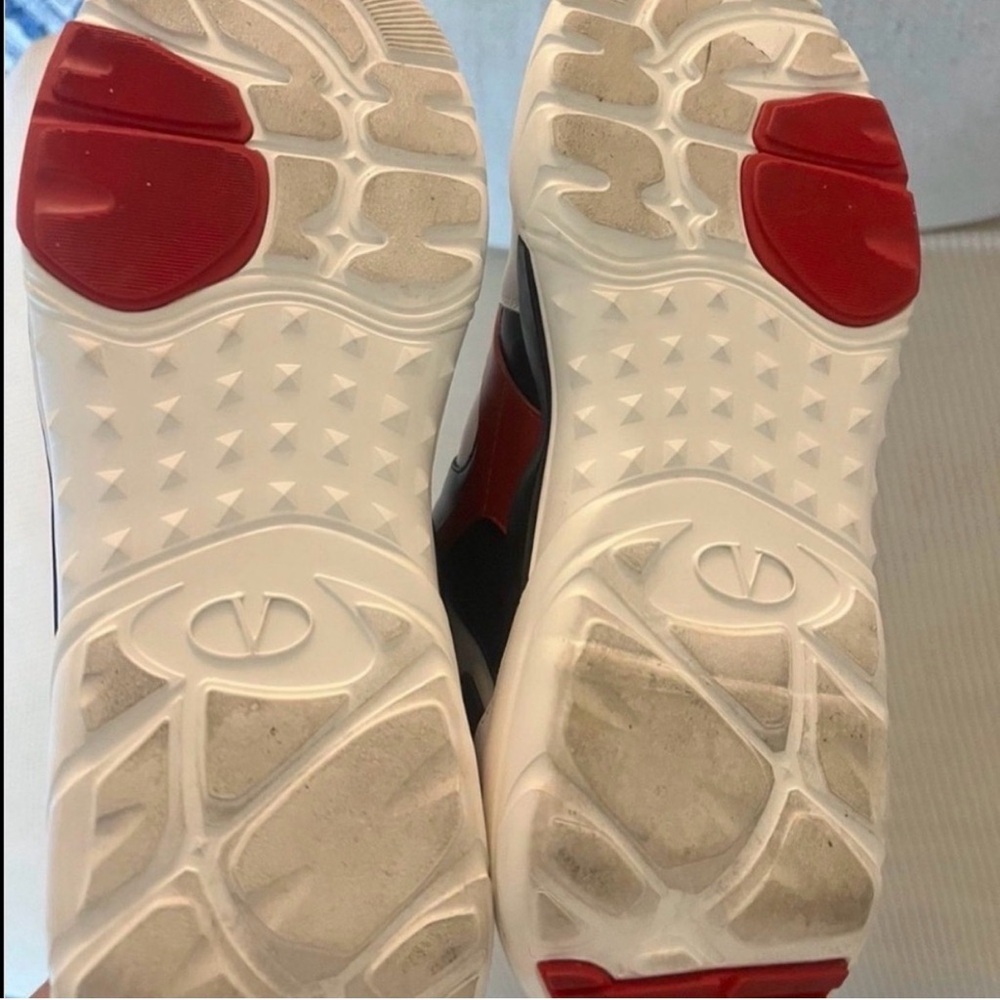 Valentino Garavani V-Logo White Leather Sneakers with Red & Black Accents - Picture 4 of 6